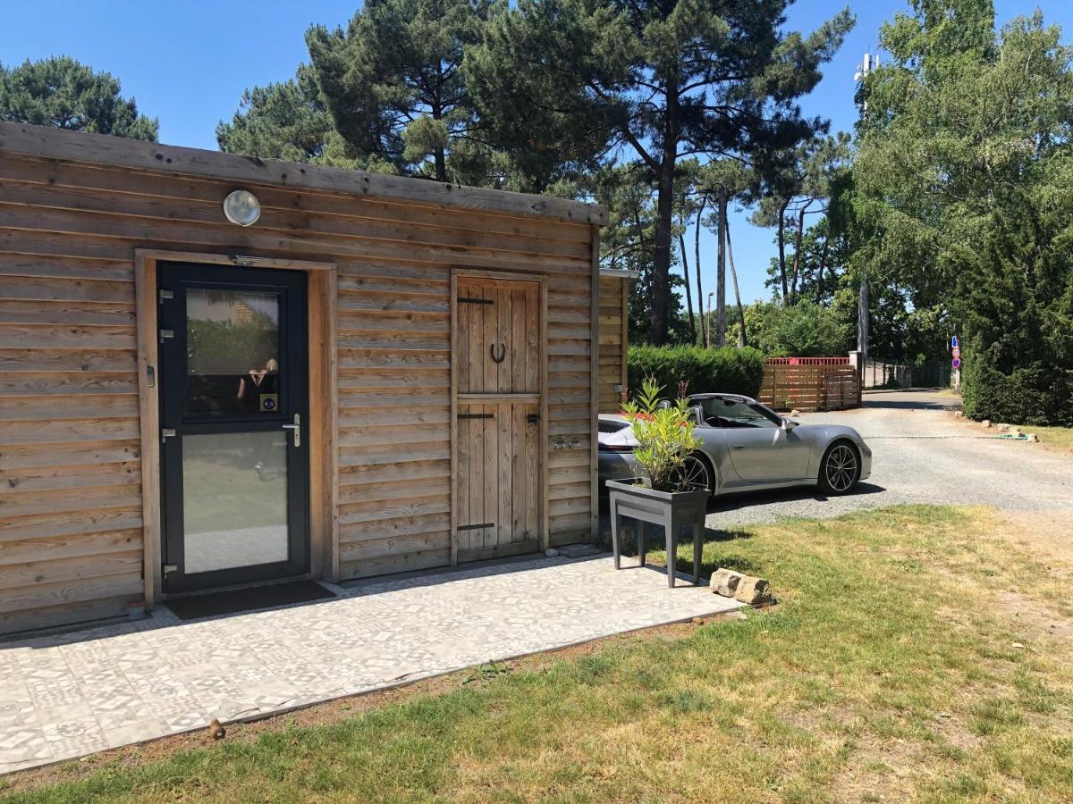 Cabane Du Circuit Le Mans Bagian luar foto